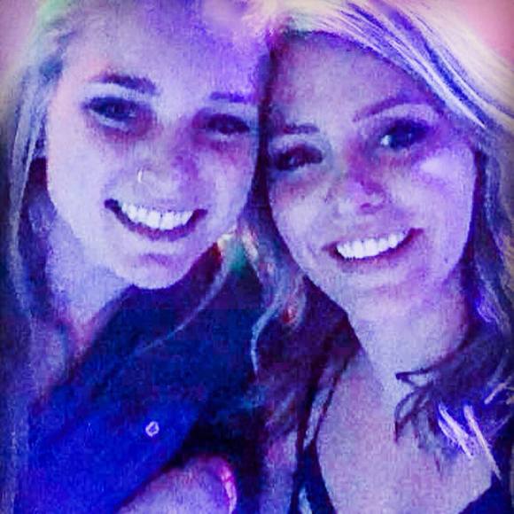 Meet your Posher, Mary - Picture 1 of 1